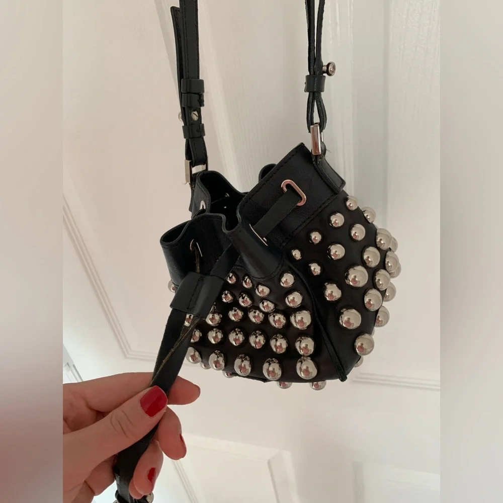 Handbag - Picture 4 of 5